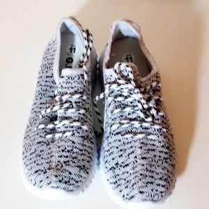 Golden Road womens sneakers grey size 11